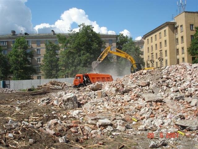 вывоз строительного мусора и снега